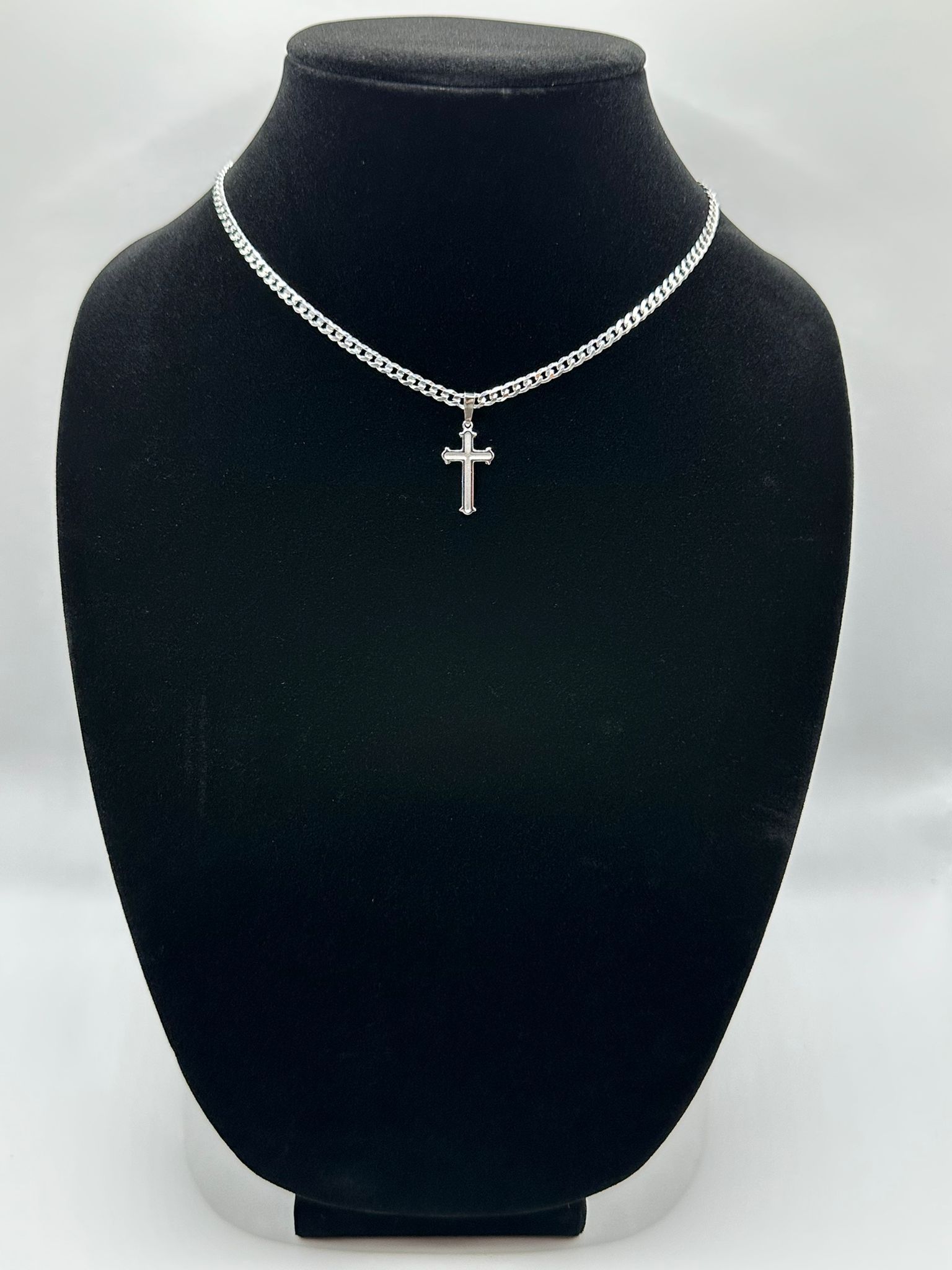 Cuban Necklace With Cross Pendant