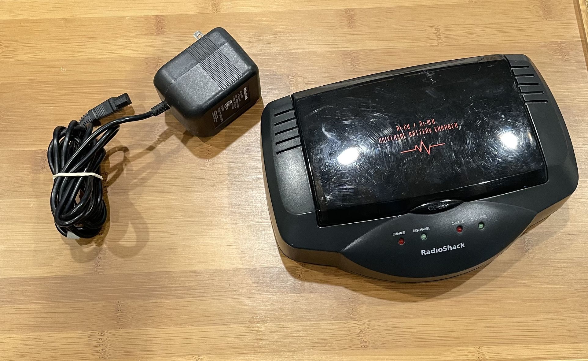 Radio Shack No-Cd Ni-Mh Universal Charger