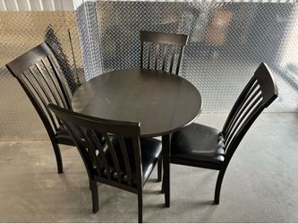 Dining room table drop leaf 4 chair set