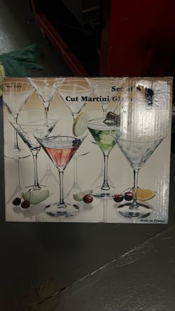 MIKASA MARTINI GLASS SET