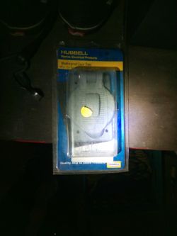 Weatherproof Cover Plate For A 15 Receptacle