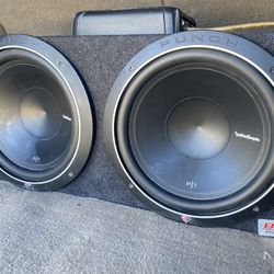 Rockford Fosgate P1 12” Subwoofers With Box And Pioneer Amp