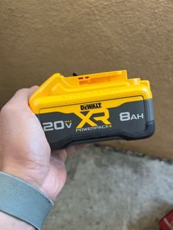 Dewalt 20V MAX XR POWER-Pack 8.0Ah Battery