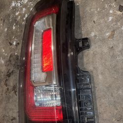 2017 GMC Yukon Rear Left Tail Light 