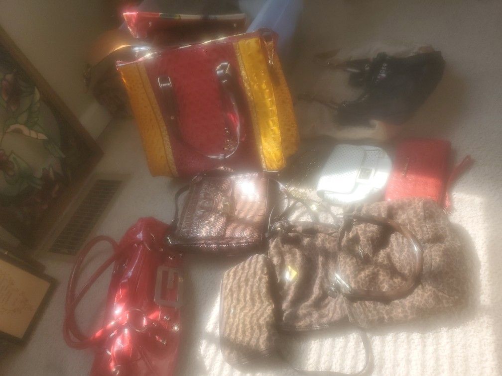 Handbags Galore!! Name Your Price Kinda Deal