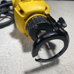 Dewalt Professional Cut Out Tool