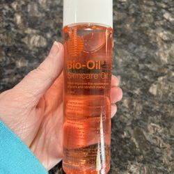 NEW BIO-OIL SKINCARE OIL FOR SCARS AND STRETCH MARKS FULL SIZE $12!