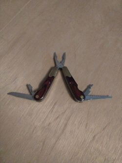 Vintage Husky Multitool