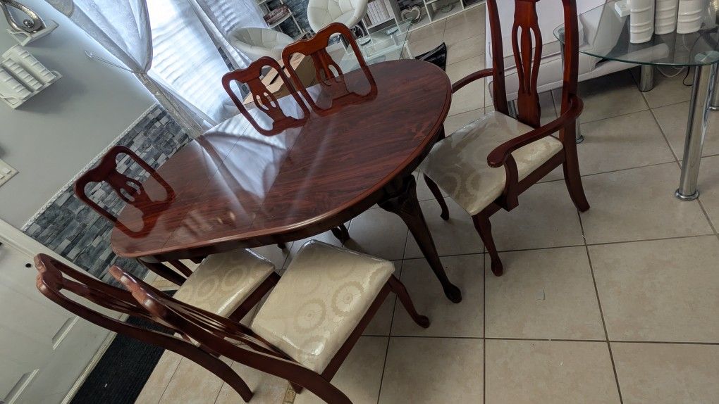 Cherry Table With Leaf And 6 Chairs