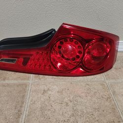 Taillights Infiniti G35 Coupe 