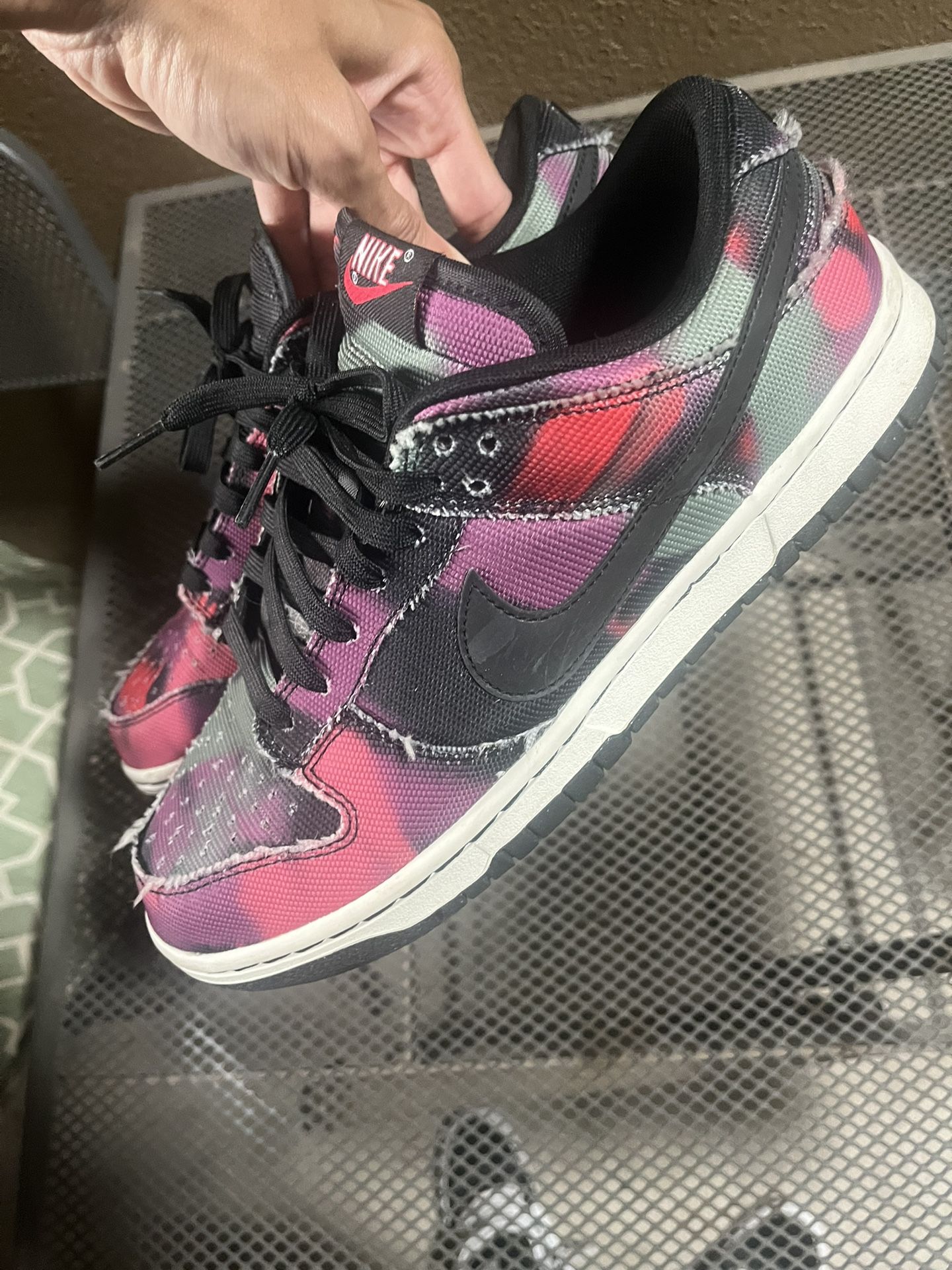 Nike Dunk Low Graffiti