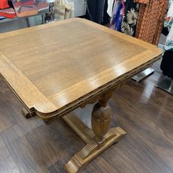 Table-Dining Table-  