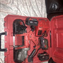 Milwaukee 18v Bandsaw With 2 Batterys 