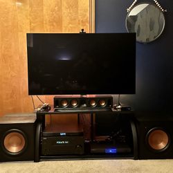 Dual New Generation Klipsch R-121SW