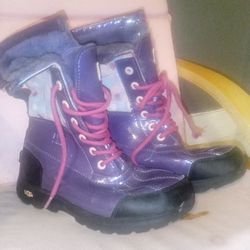 Girl's Purple Uggs