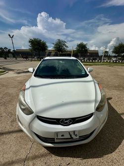 2012 Hyundai Elantra