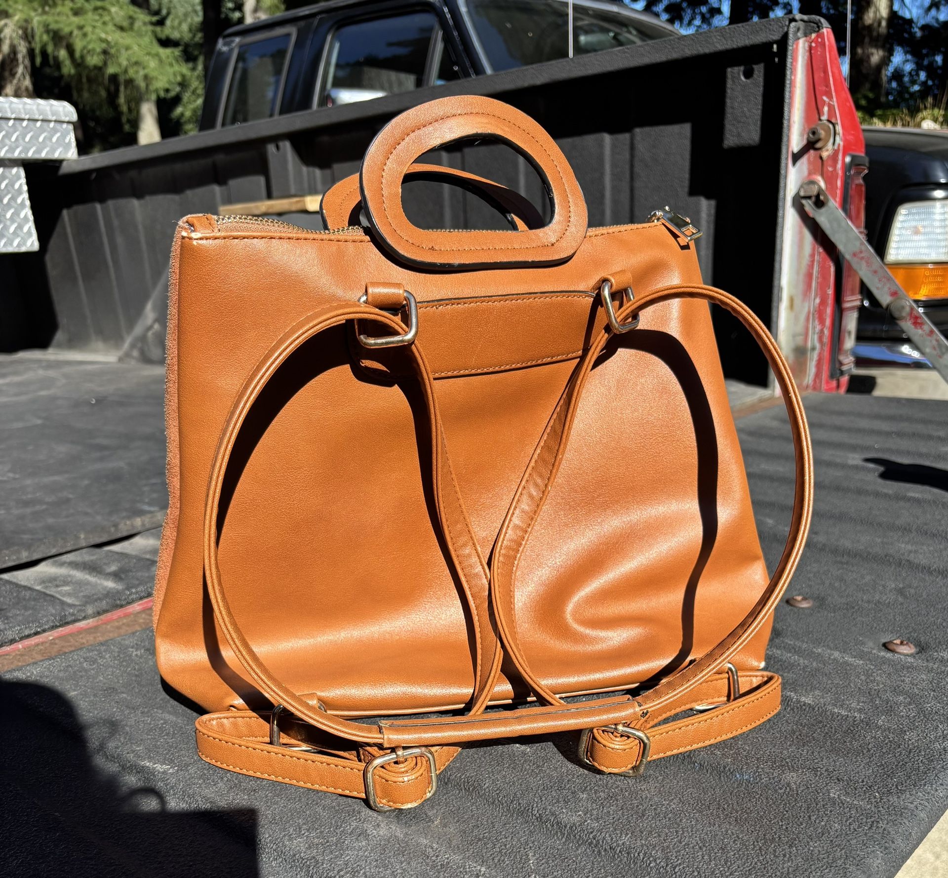 Moda Luxe Brooklyn Leather Backpack