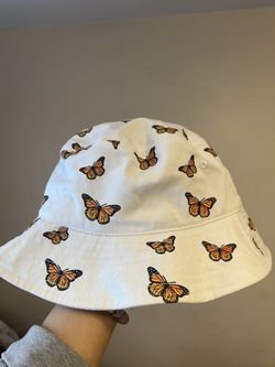 Bucket Hat