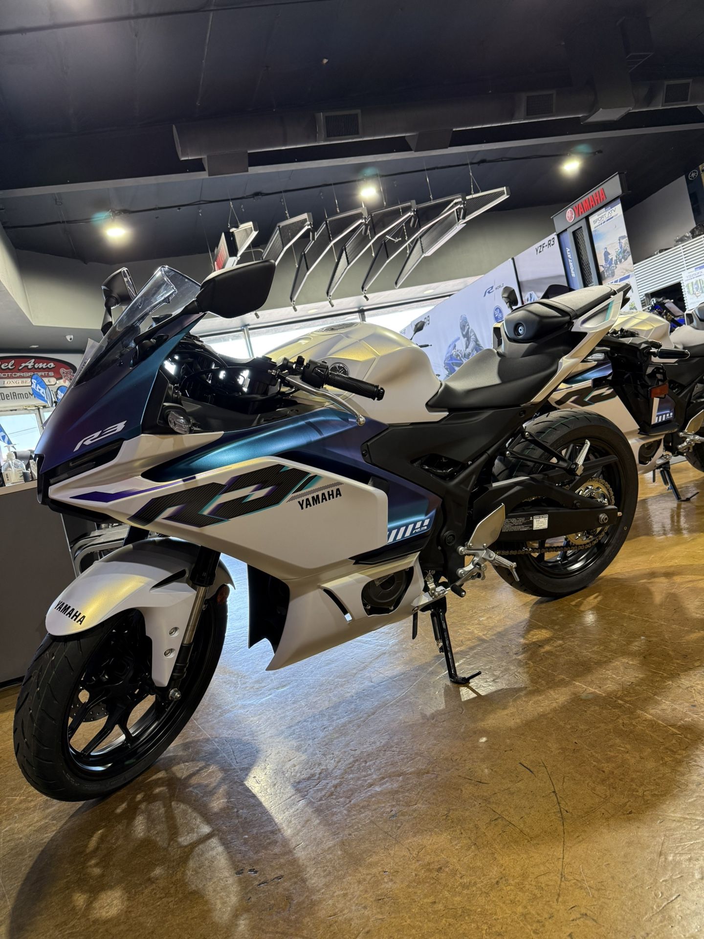 2025 Yamaha R3
