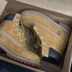 KIDS TIMBERLAND