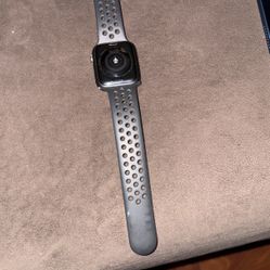 Apple Watch Series 5 