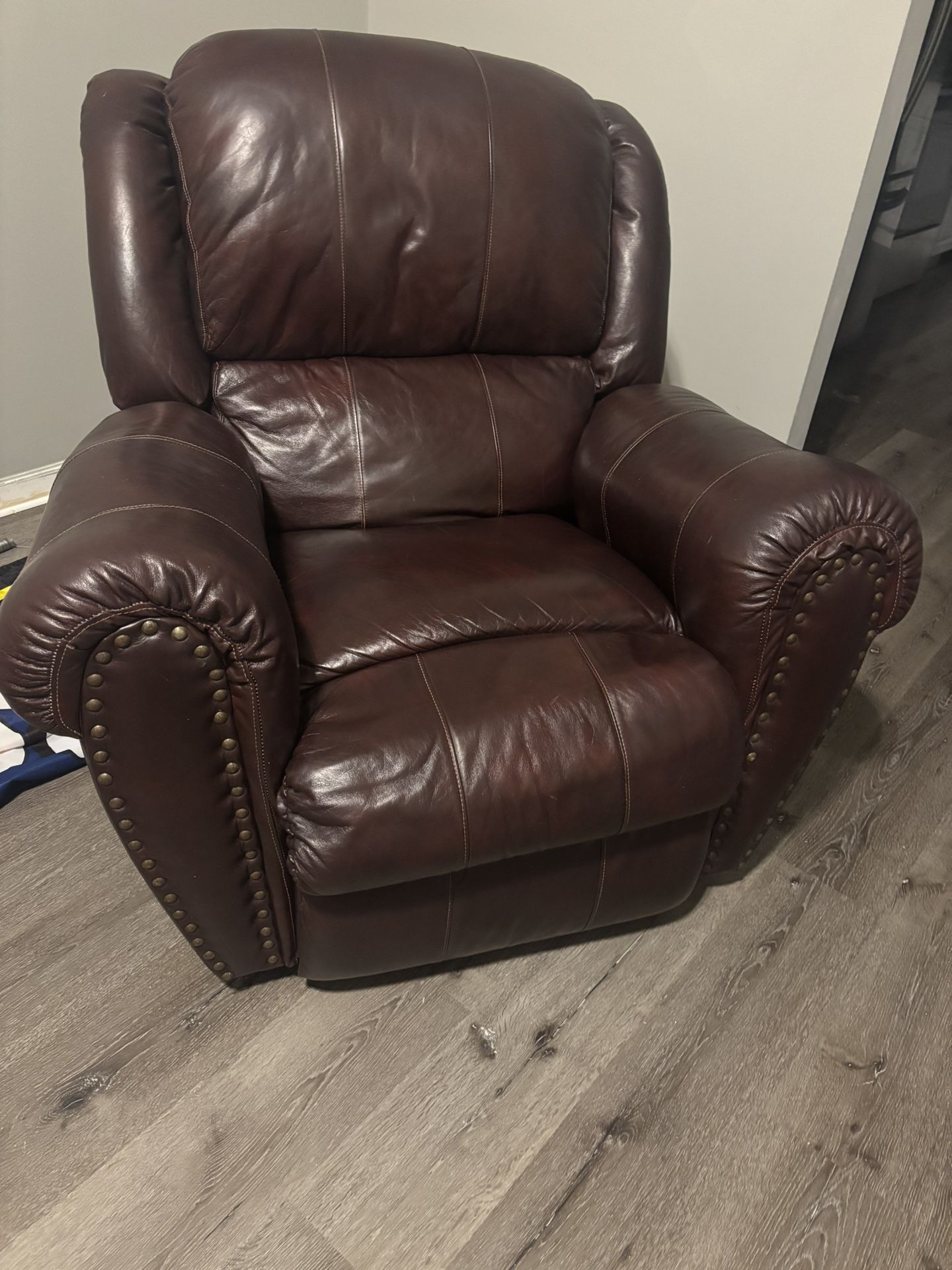 Leather Recliner 