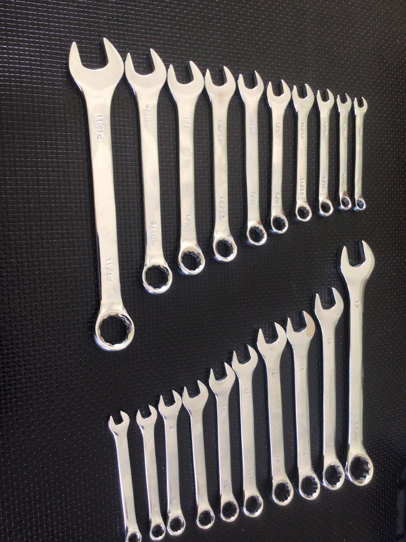 20 Piece Wrench Set $25