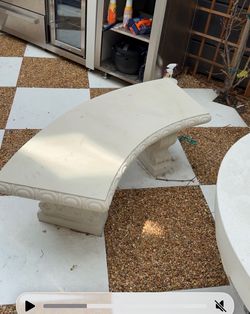 2 Benches Thompson