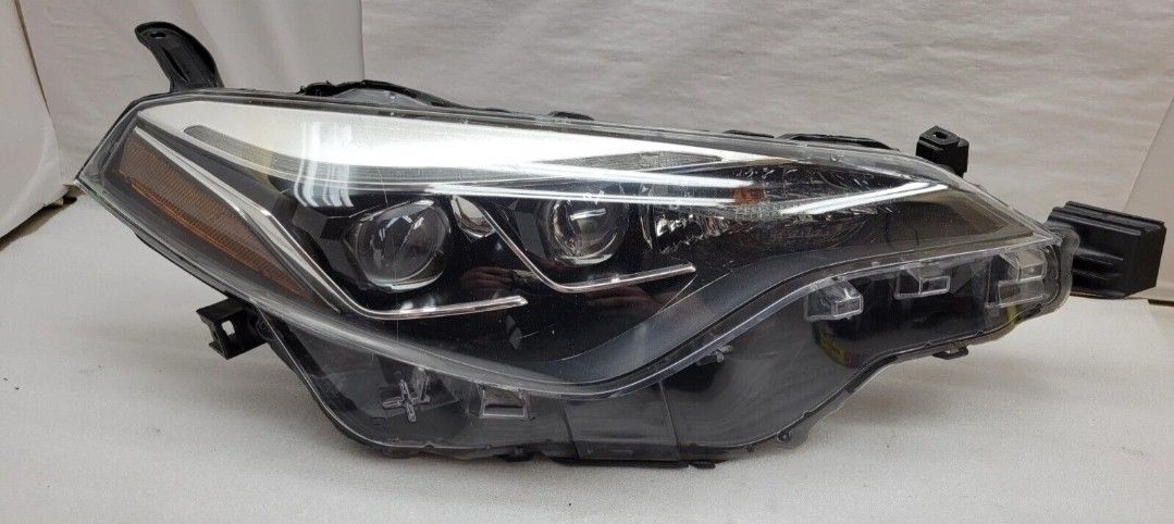 17- 19 Headligth Toyota Corolla Right Side Passenger Side RH Dual LED OEM