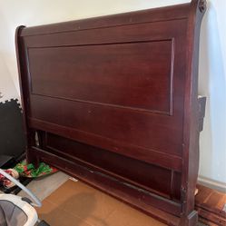 Twin Wooden Headboard And Frame 
