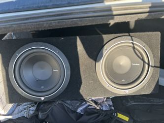 Rockford Fosgate 10’ P1 Subwoofers In Box