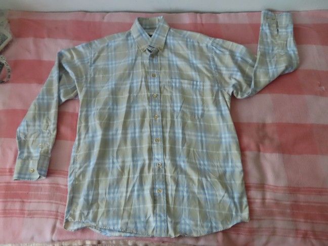 burberry london plaid long sleeve button up shirt L made in usa beige/blue/white