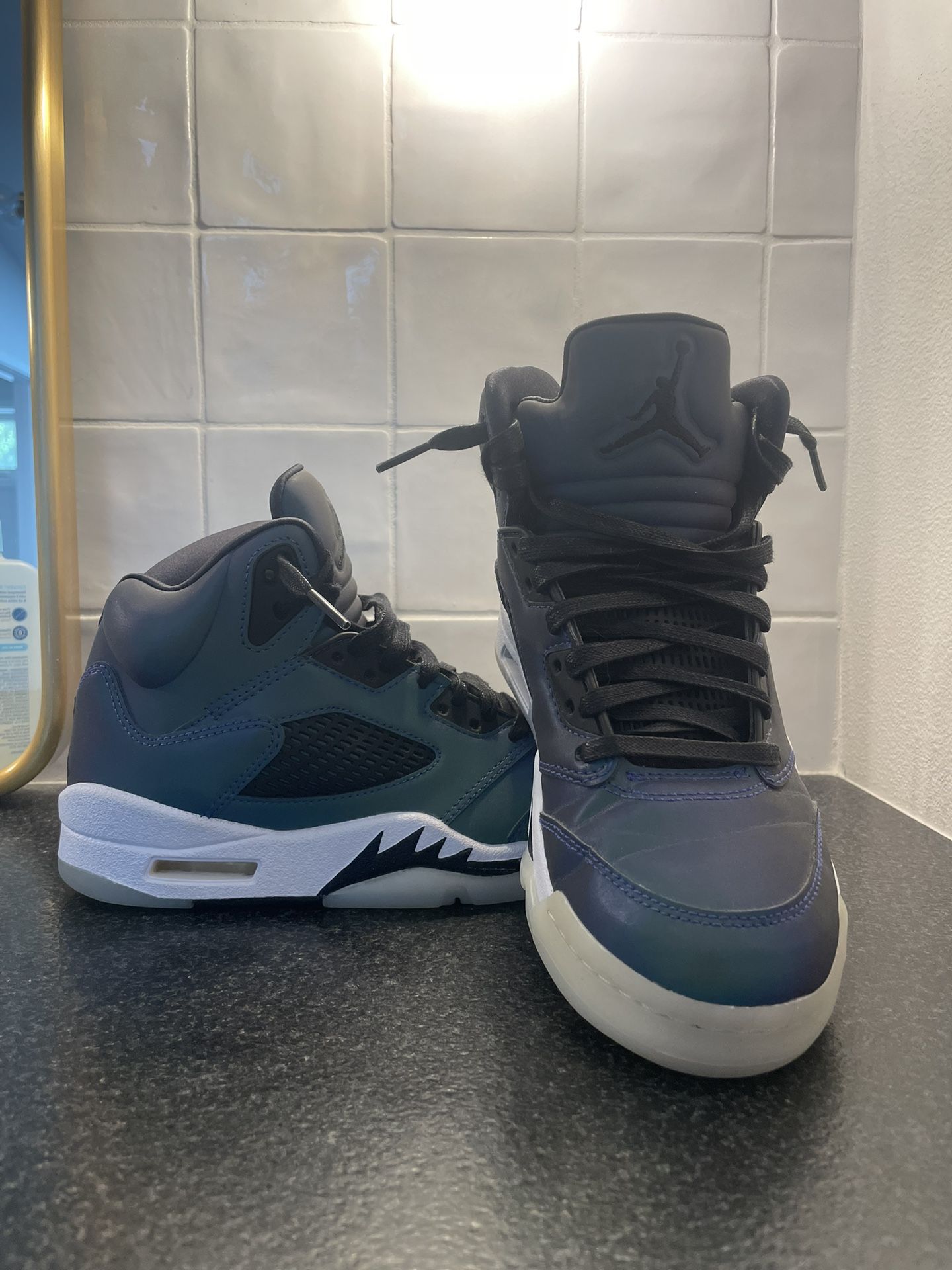 Nike Air Jordan Retro Oil Grey Iridescent