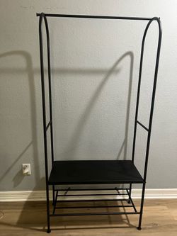 $30 OBO – Entryway Coat Rack / Garment Rack with Bench