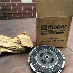2000 Dodge Dakota 4.7L-V8 Dodge OEM Clutch Pressure Plate and Disc Set Mopar fits Dakota 1 Dodge OEM AA - Clutch Pressure Plate and.Dis