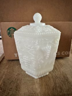 arvest Grape hexagonal covered jar or cookie/biscuit jar,
