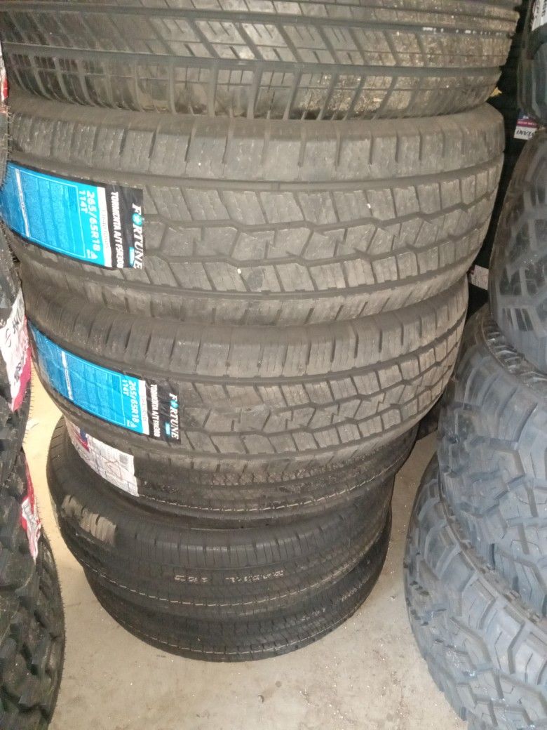2 265/65/18 Like New