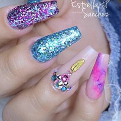 Acrilicas Disponible 