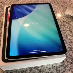 iPad 10th Gen WiFi 64GB Silver 