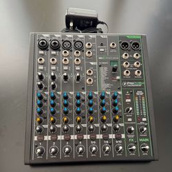 Mackie ProFX10v3 10 channel analog/USB mixer