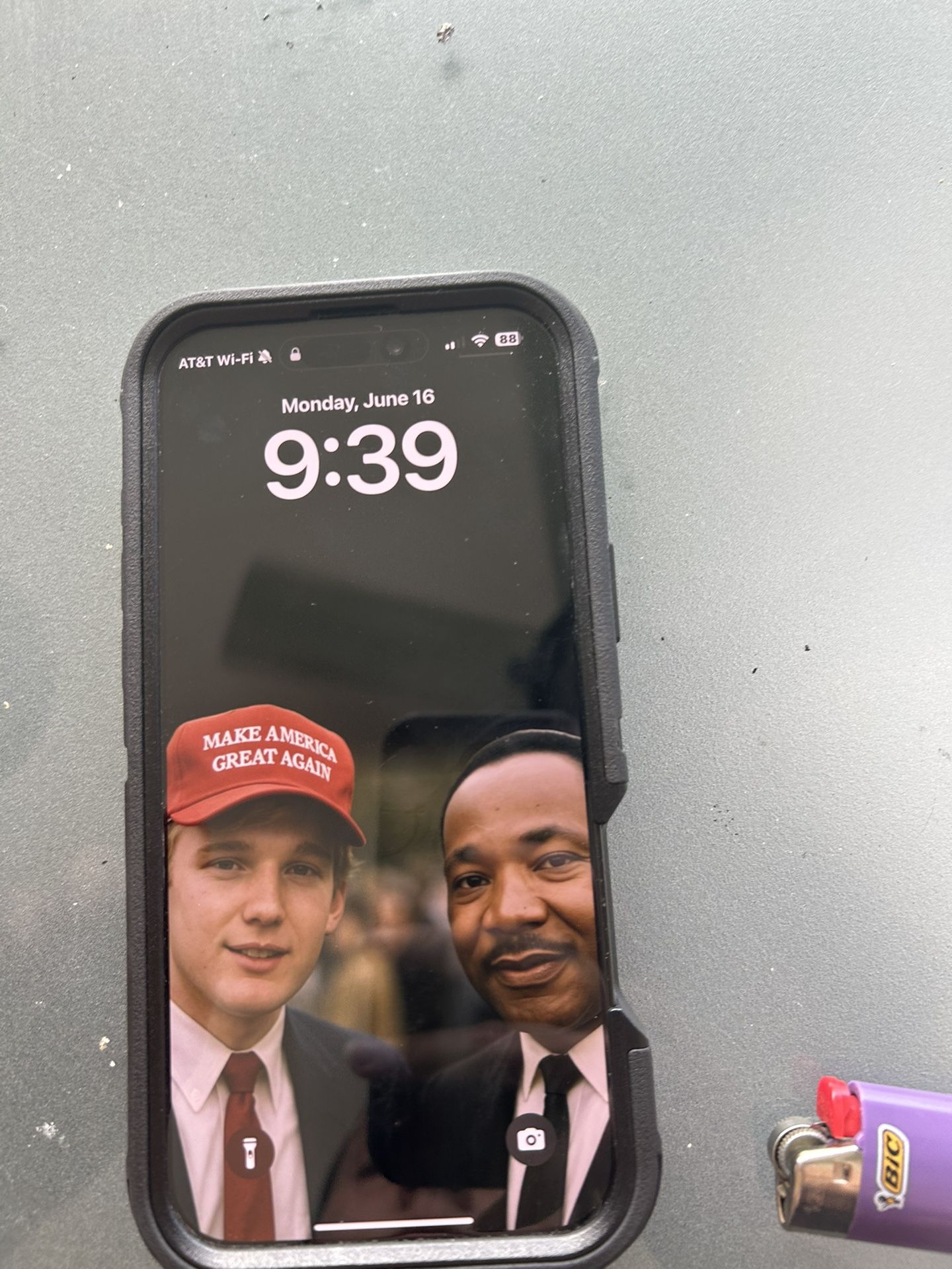 iPhone 16 Pro Max Midnight Blue