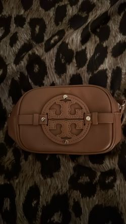 Tory Burch coin purse / makeup bag