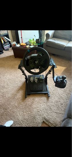 Logitech G923 wheel (Xbox)