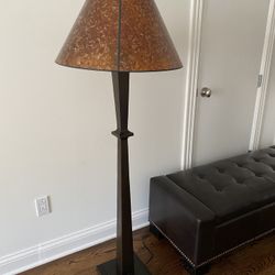 5’ Mission Style Floor Lamp With Mica Shade