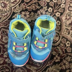 Good Condition Girl 8 Size Boots Shoes Easystide