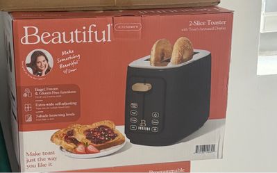 Beautiful 2-Slice Toaster