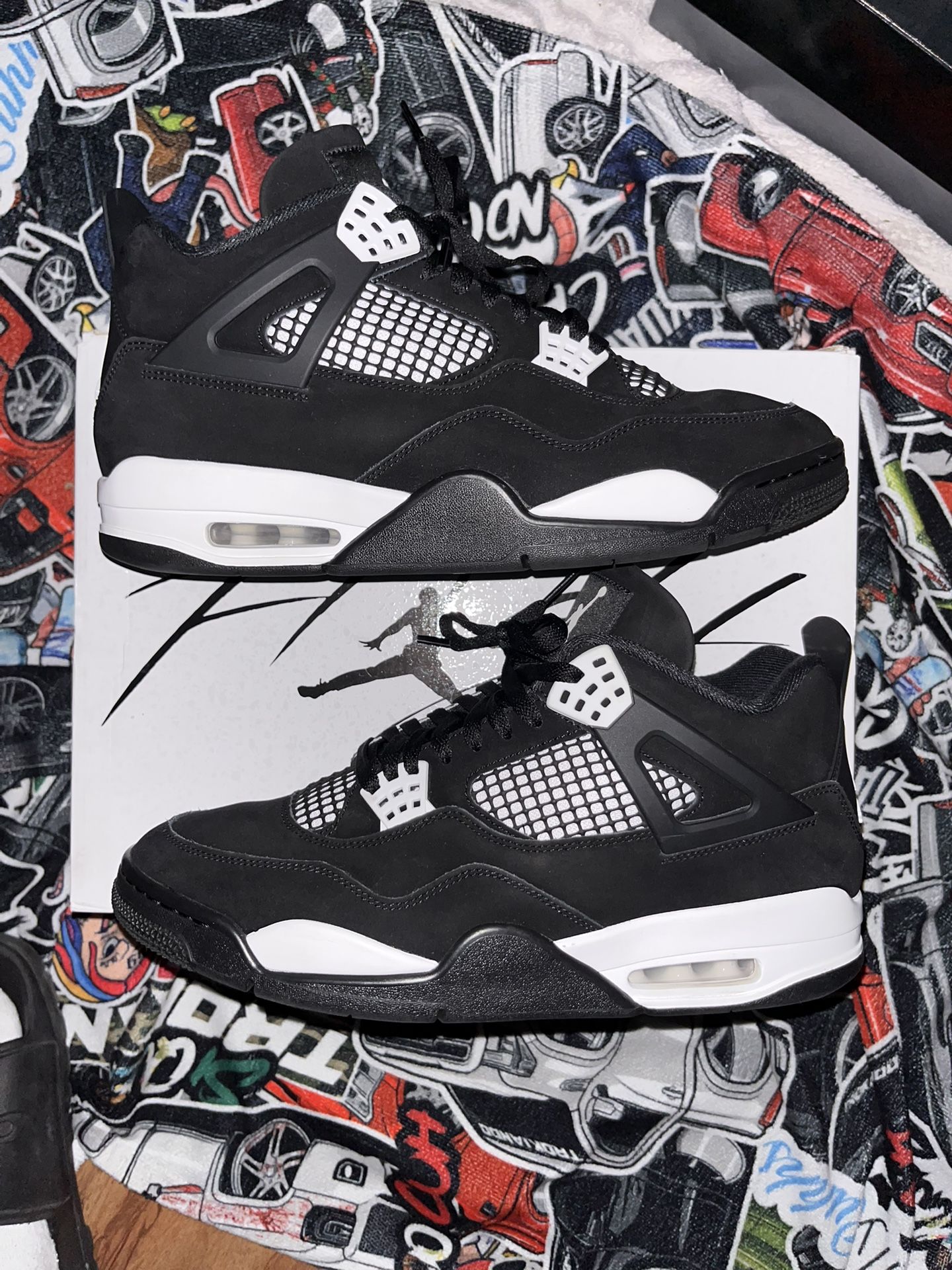 2024 Air Jordan 4 Retro ‘White Thunder’