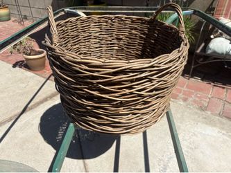 Vintage handmade round farmhouse basket