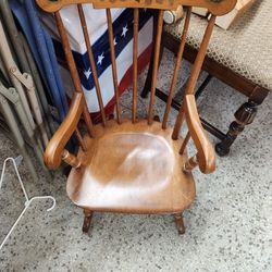 Vintage Rocking Chair 
