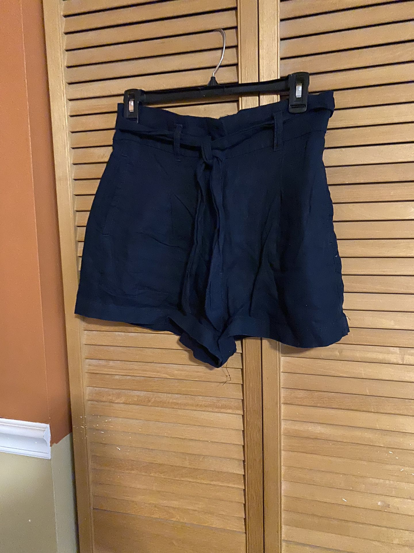 Artisan NY Paperbag Shorts Size 4